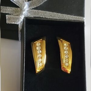 Vtg. Gold Wide Stud Dropper Earrings